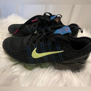 Nike Flyknit Vapormax 5.5 big youth size